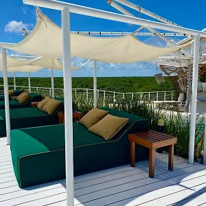 https://mx-tulum.tulum-hotels.net